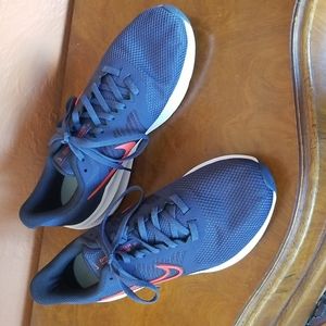 Nike Downshifter Sneakers